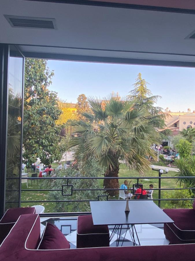 Garden Boutique Hotel Elbasan Eksteriør billede