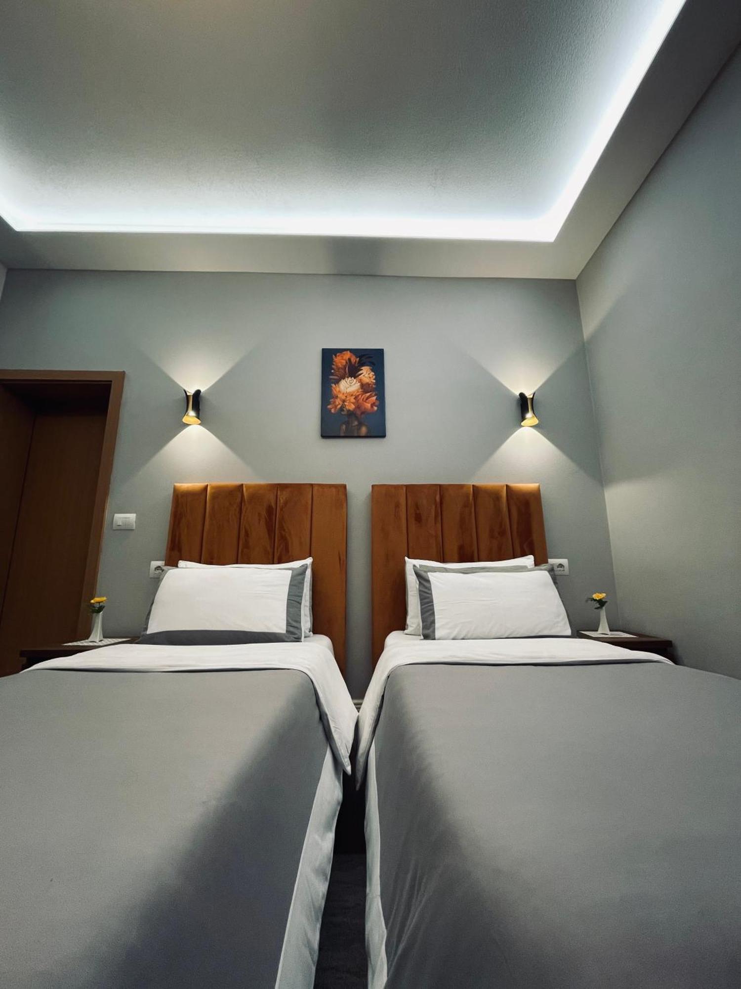 Garden Boutique Hotel Elbasan Eksteriør billede