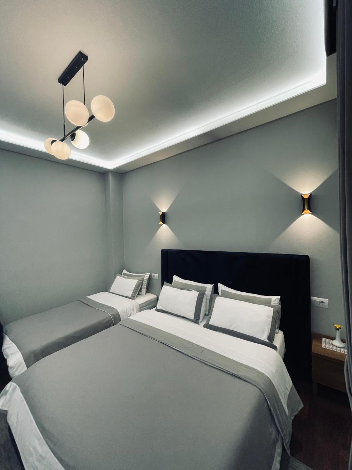 Garden Boutique Hotel Elbasan Eksteriør billede